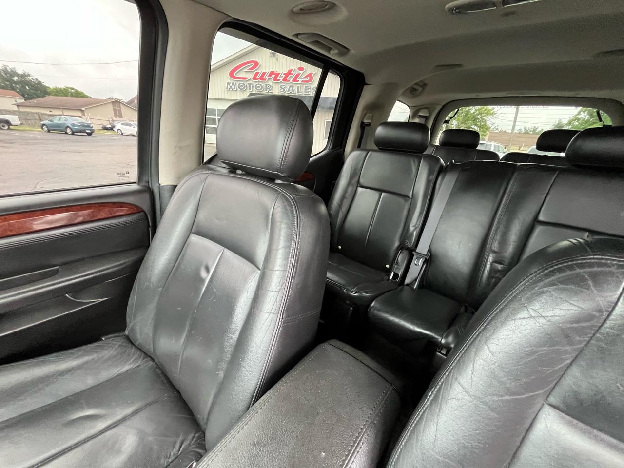 GMC Envoy XL Denali 4WD 2006