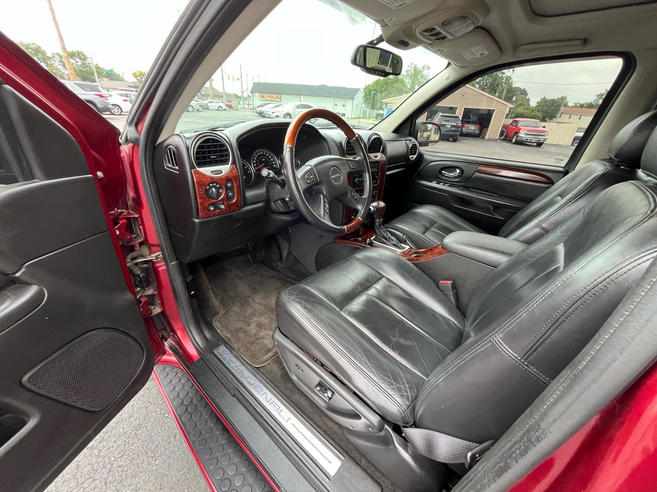 GMC Envoy XL Denali 4WD 2006