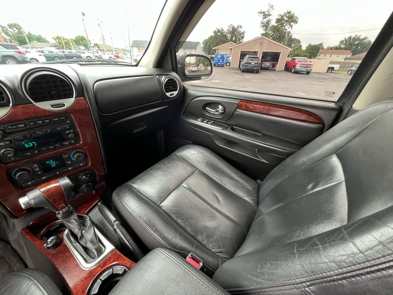 GMC Envoy XL Denali 4WD 2006
