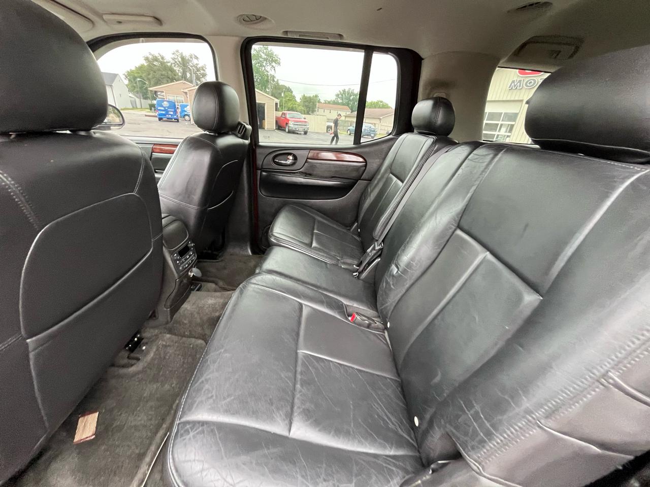 GMC Envoy XL Denali 4WD 2006
