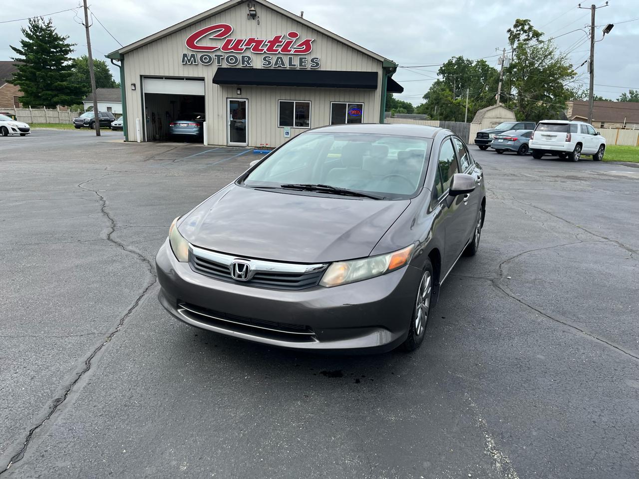 Honda Civic LX Sedan 5-Speed AT 2012