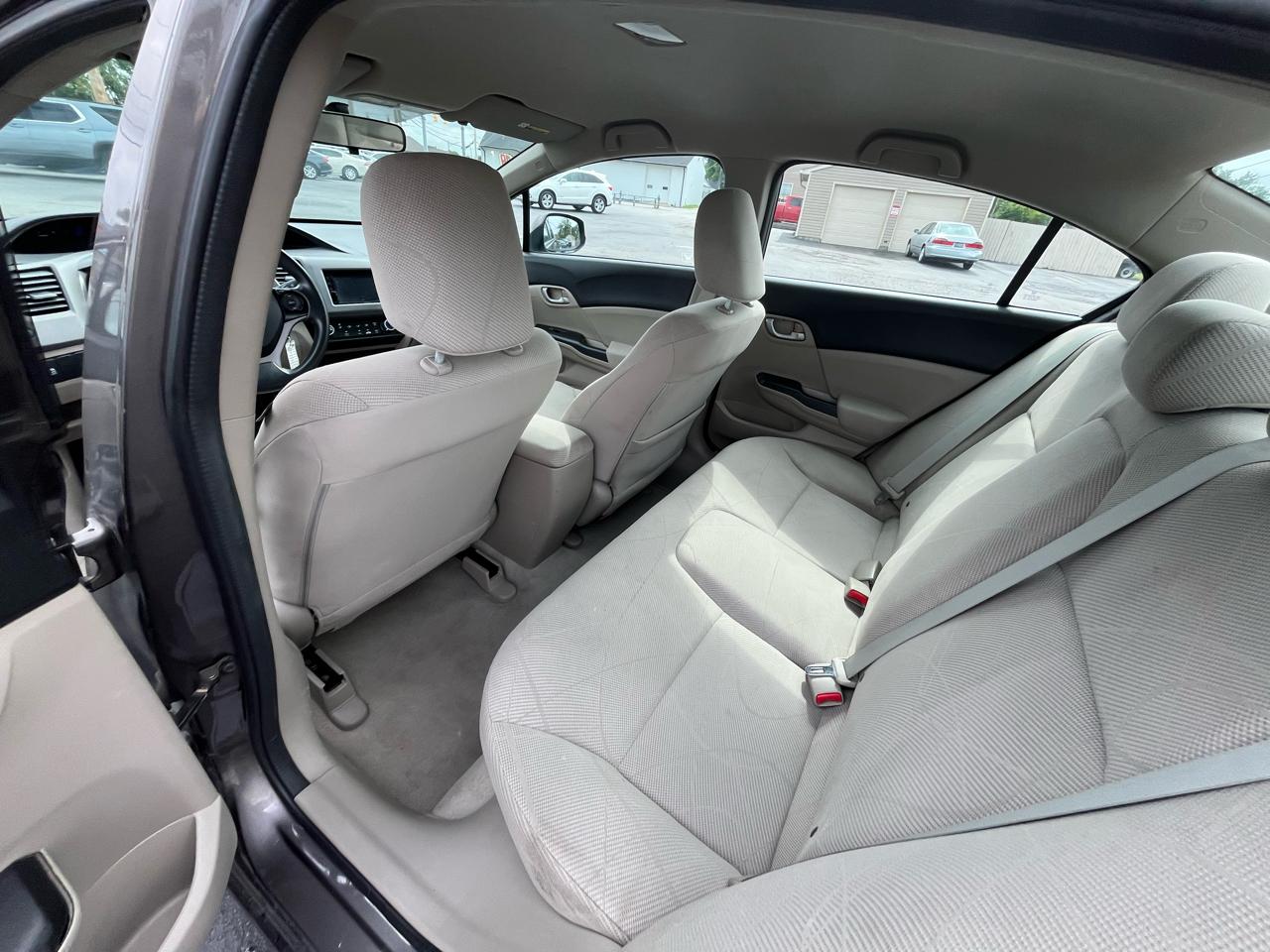 Honda Civic LX Sedan 5-Speed AT 2012