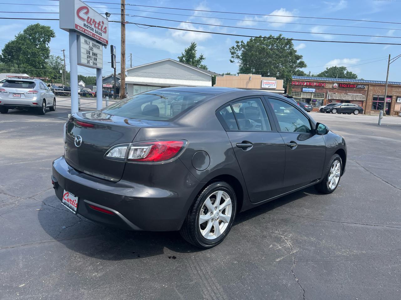Mazda MAZDA3 i Touring 4-door 2010