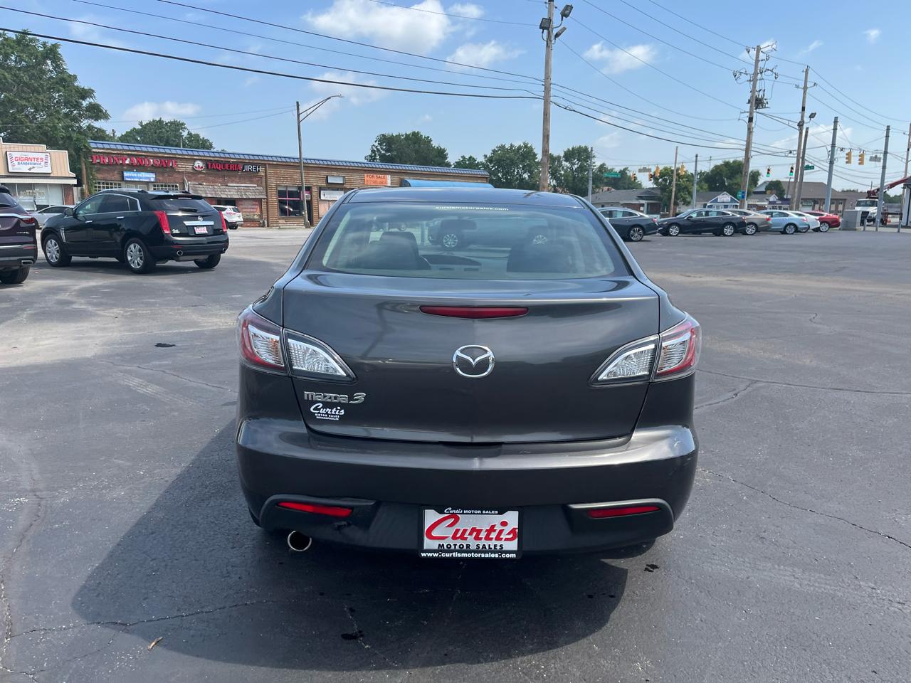 Mazda MAZDA3 i Touring 4-door 2010