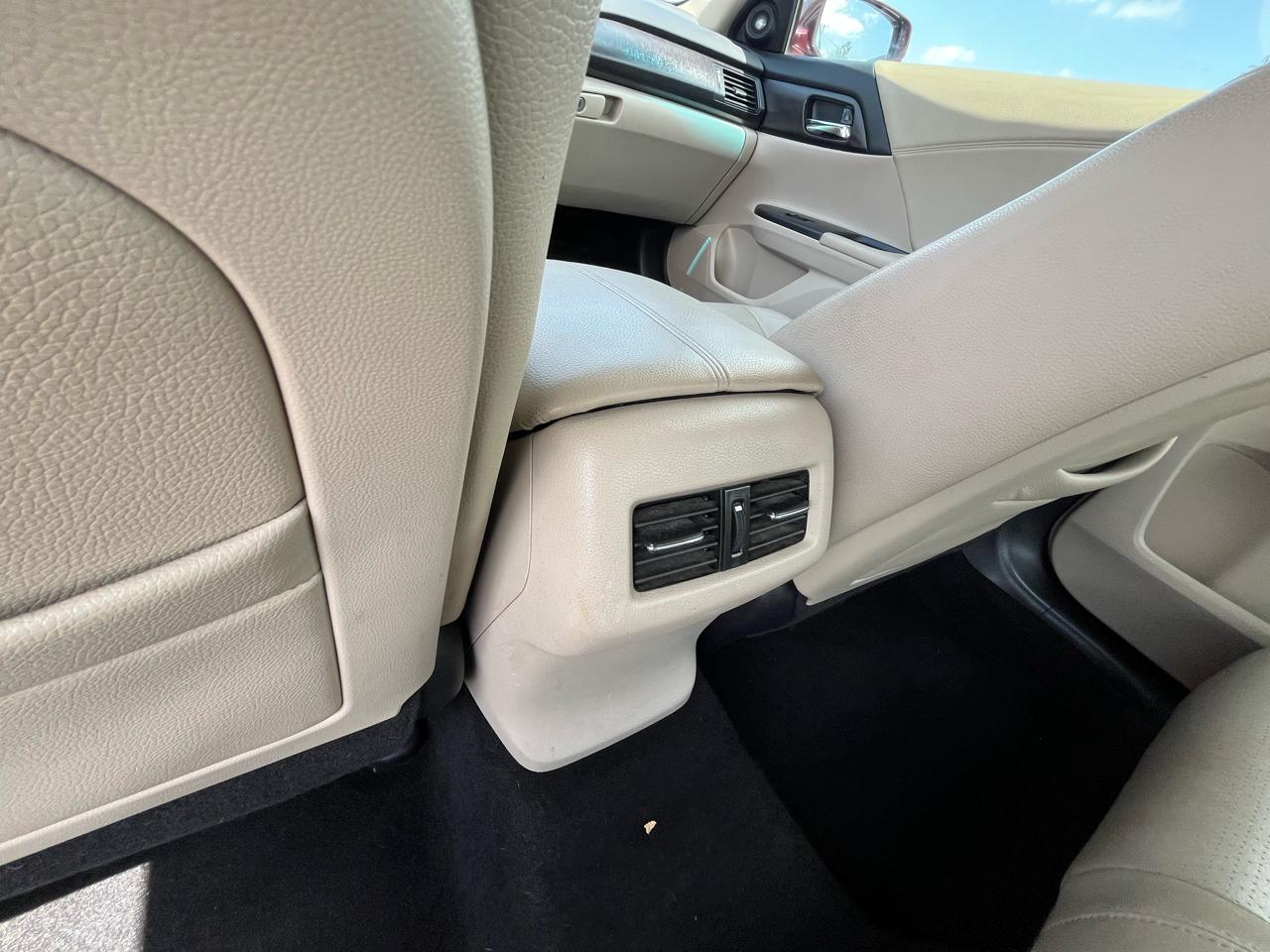 Honda Accord EX-L Sedan CVT 2013
