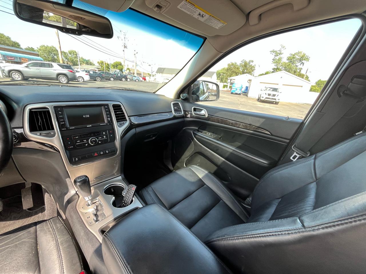 Jeep Grand Cherokee Laredo 4WD 2012