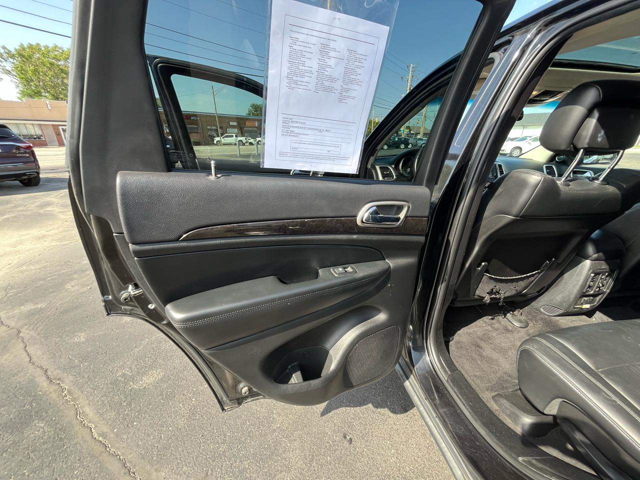 Jeep Grand Cherokee Laredo 4WD 2012