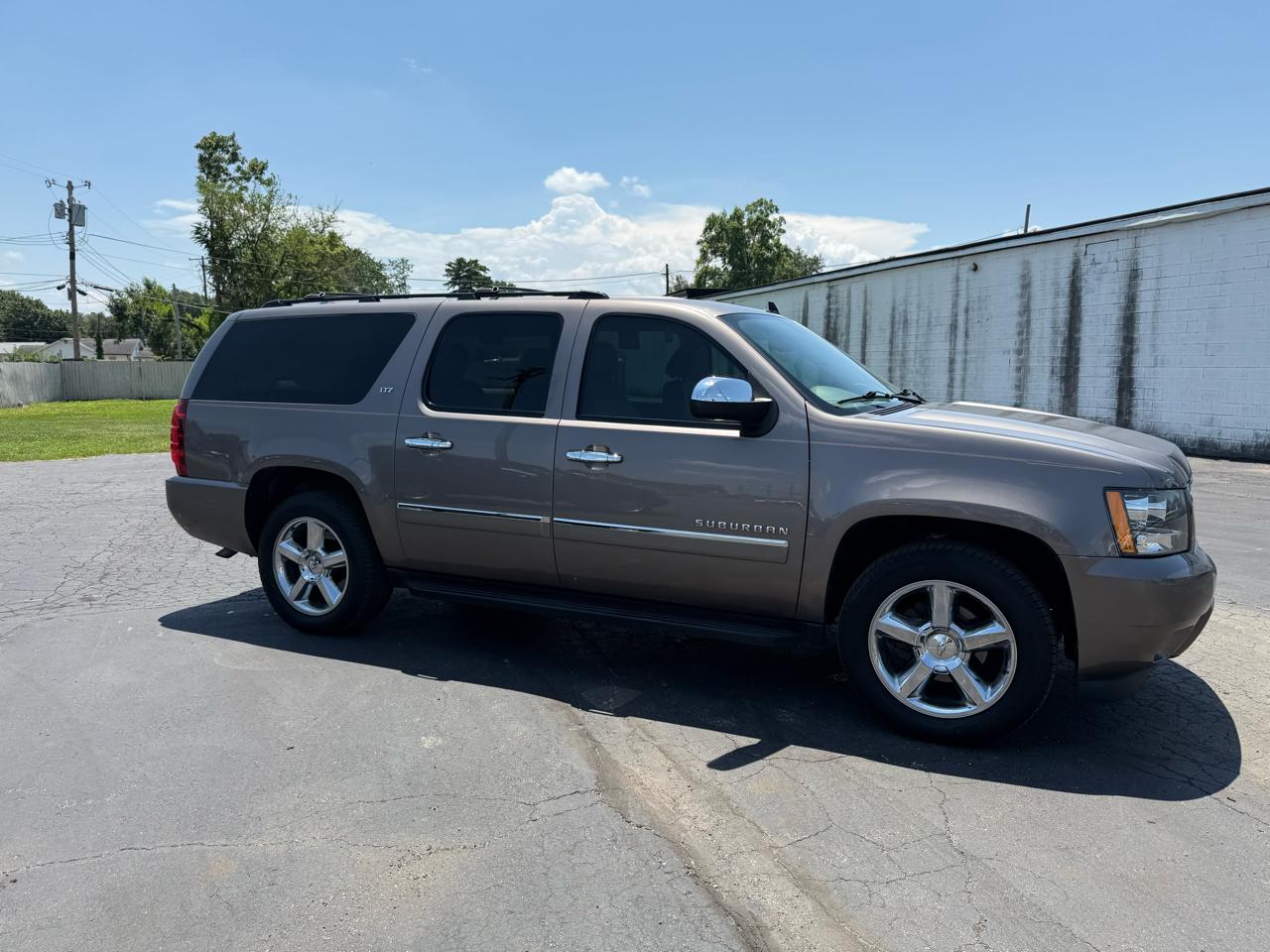 Chevrolet Suburban LTZ 1500 4WD 2014