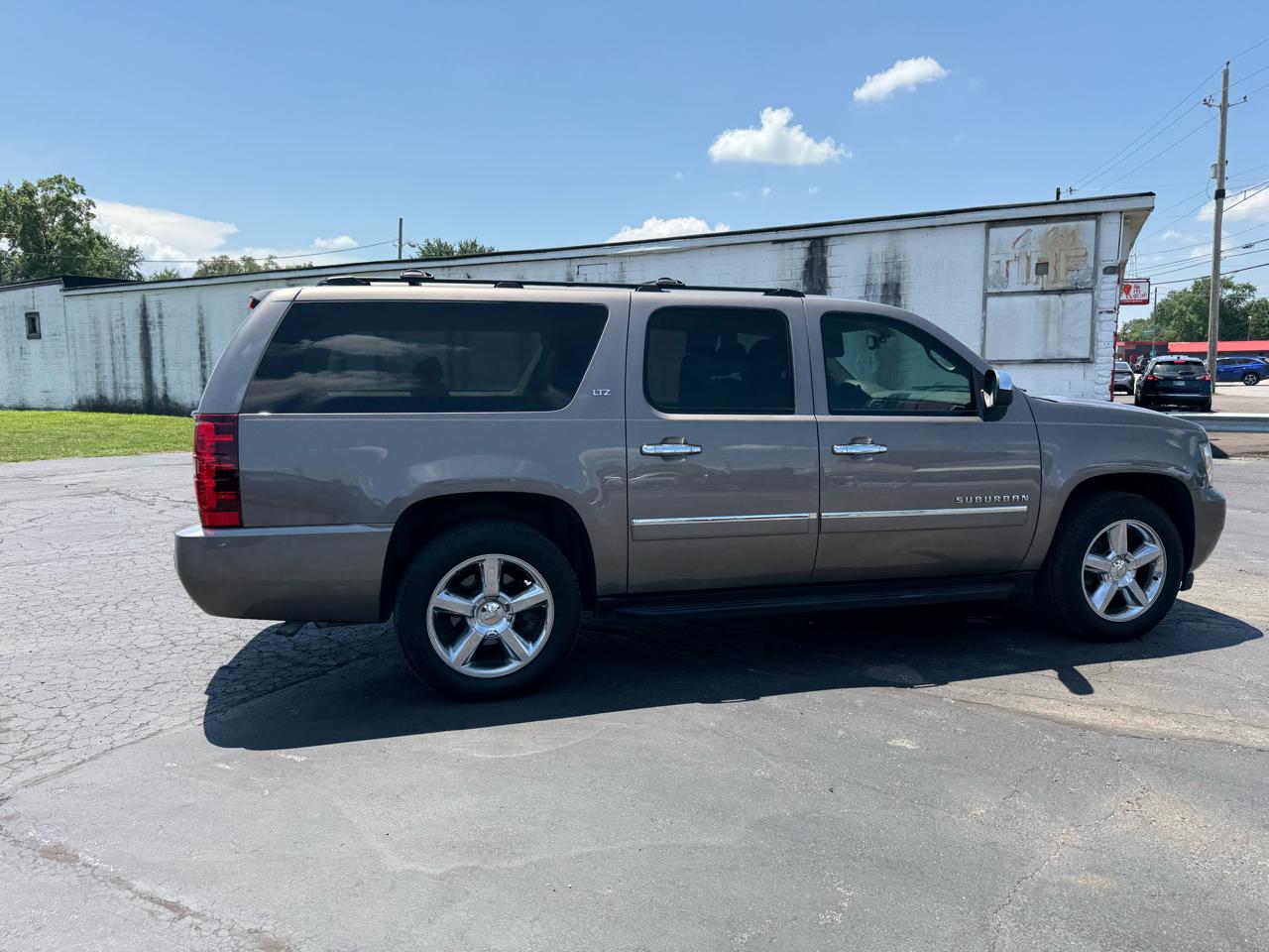 Chevrolet Suburban LTZ 1500 4WD 2014