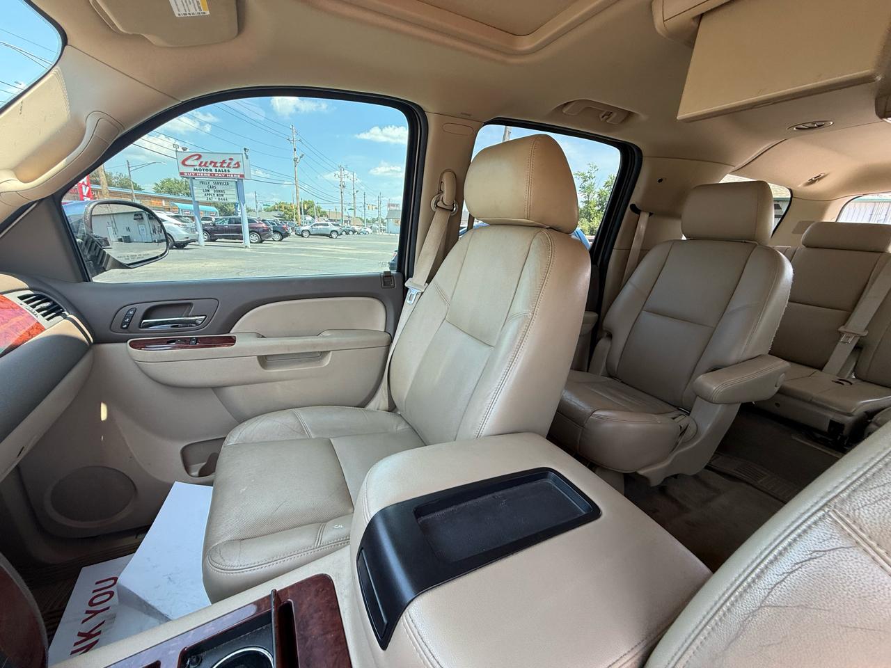 Chevrolet Suburban LTZ 1500 4WD 2014