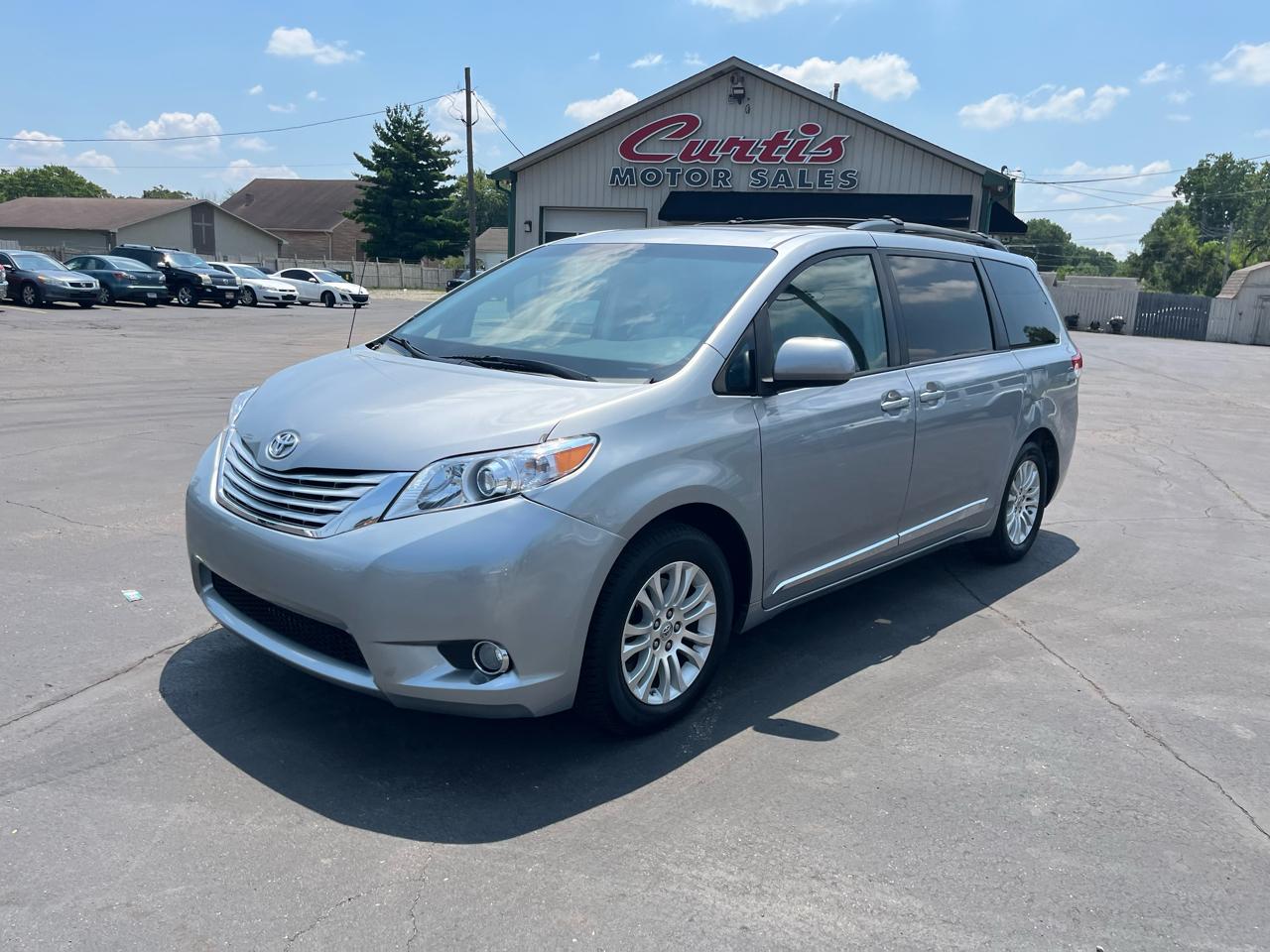 Toyota Sienna Limited 7-Pass V6 2011