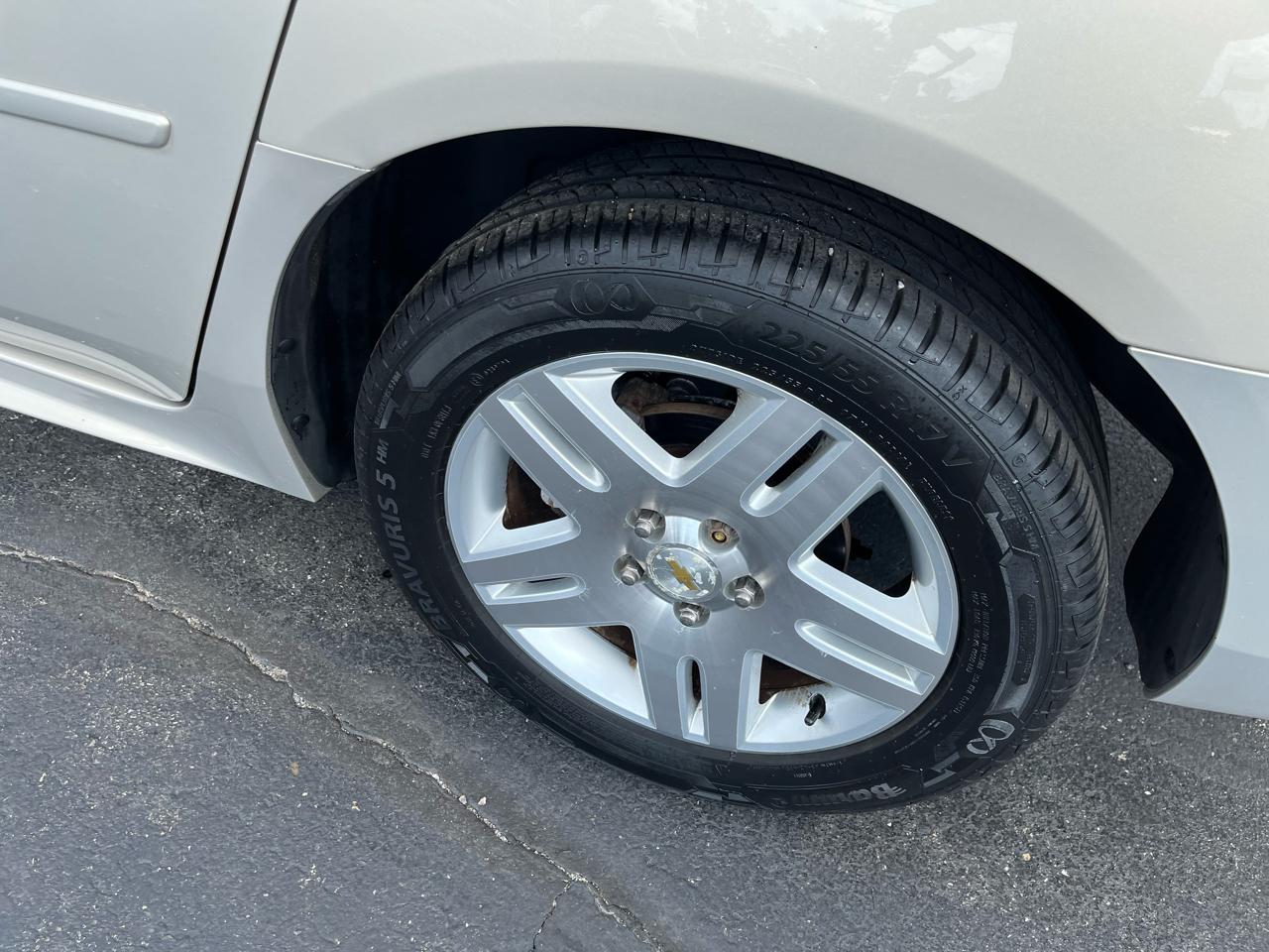 Chevrolet Impala LT 2011