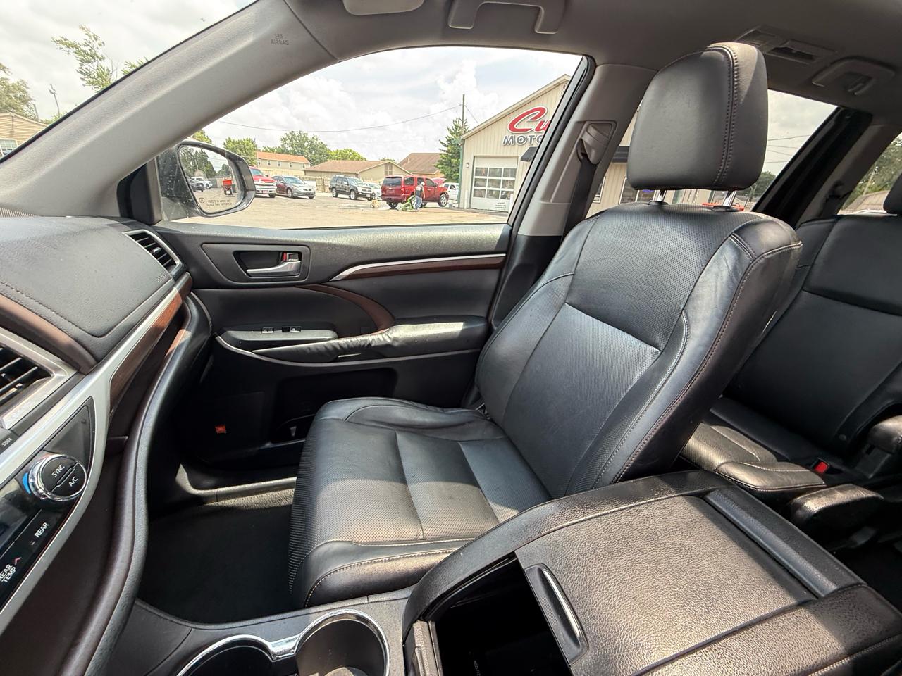 Toyota Highlander Limited AWD V6 2015