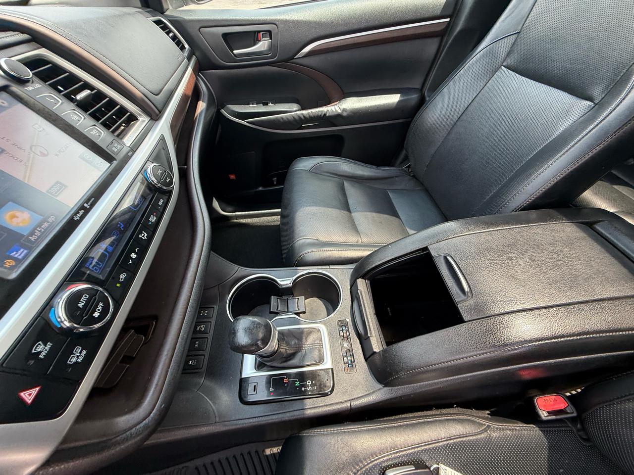 Toyota Highlander Limited AWD V6 2015