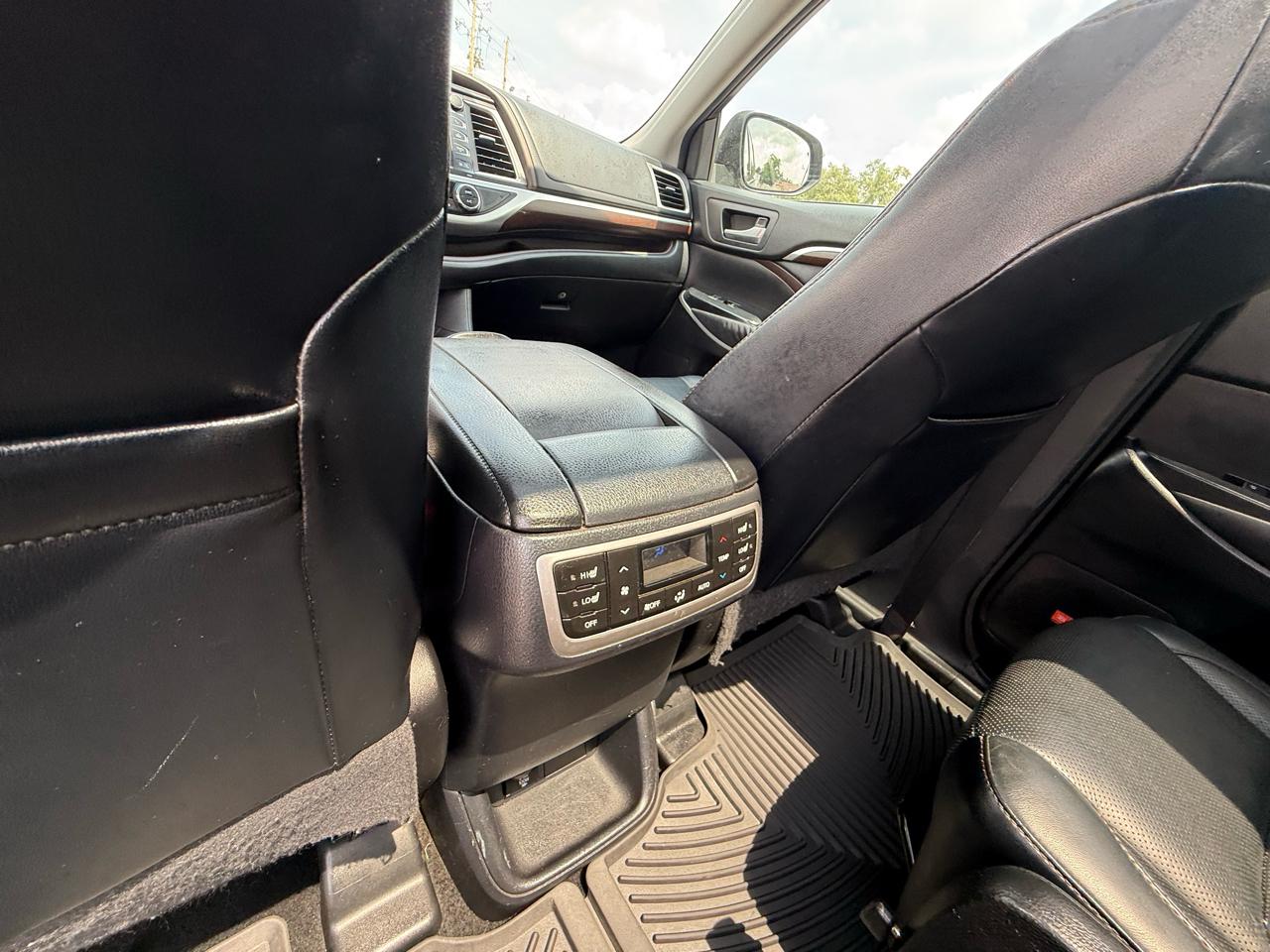 Toyota Highlander Limited AWD V6 2015