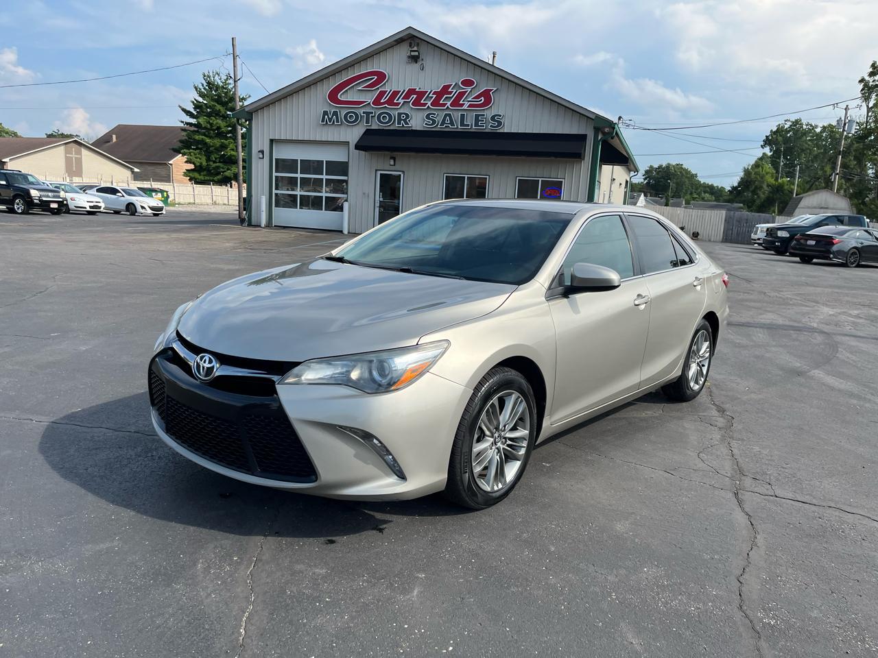 Toyota Camry XLE 2016