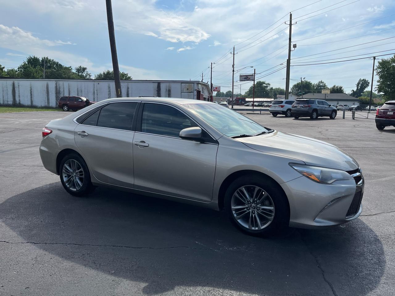 Toyota Camry XLE 2016
