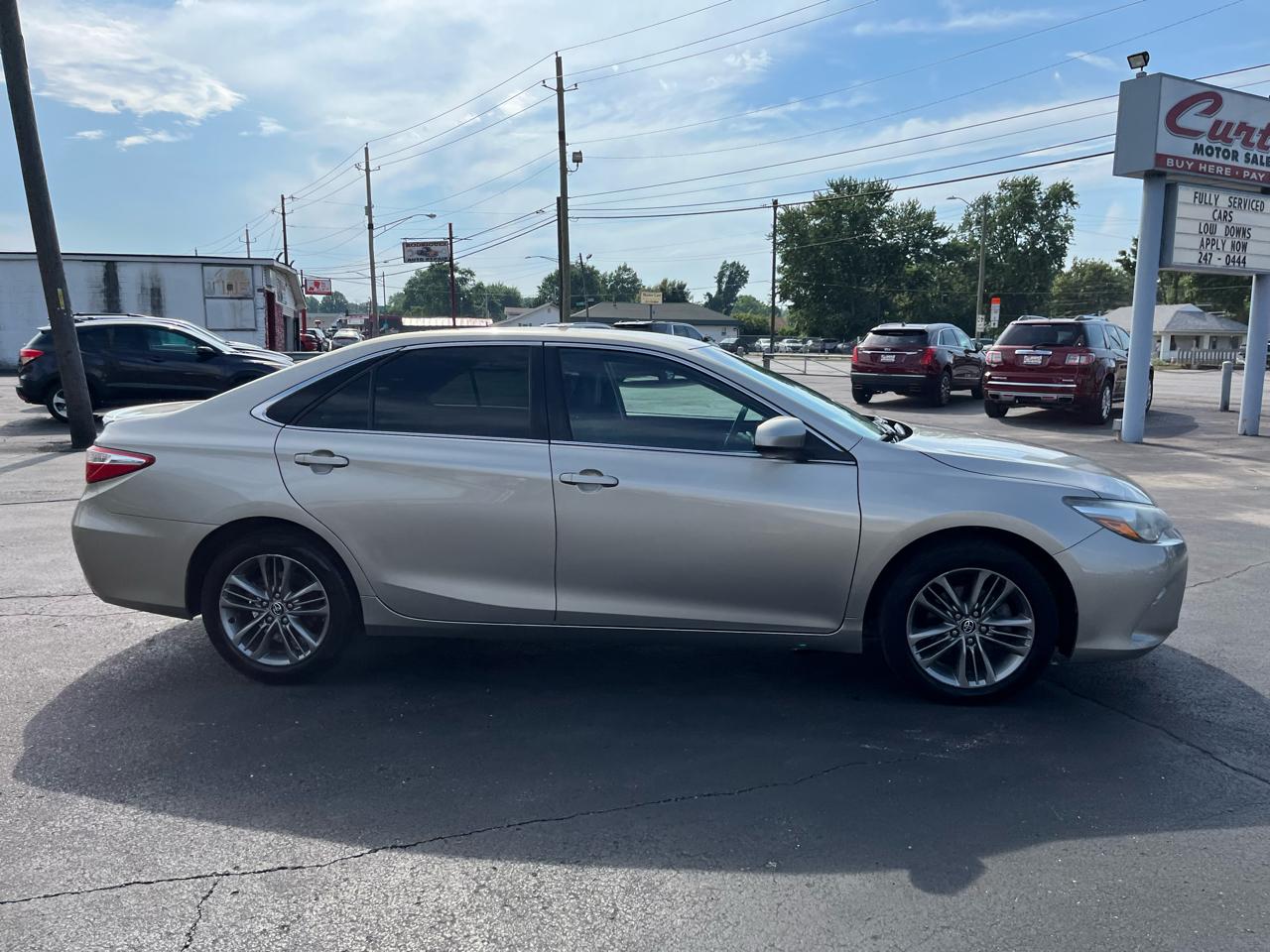 Toyota Camry XLE 2016