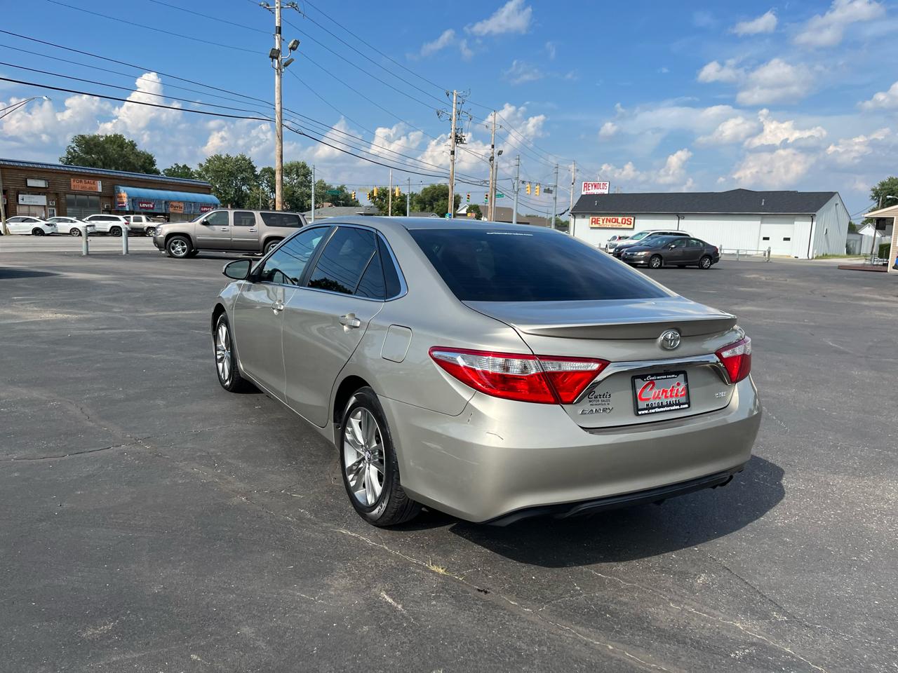 Toyota Camry XLE 2016