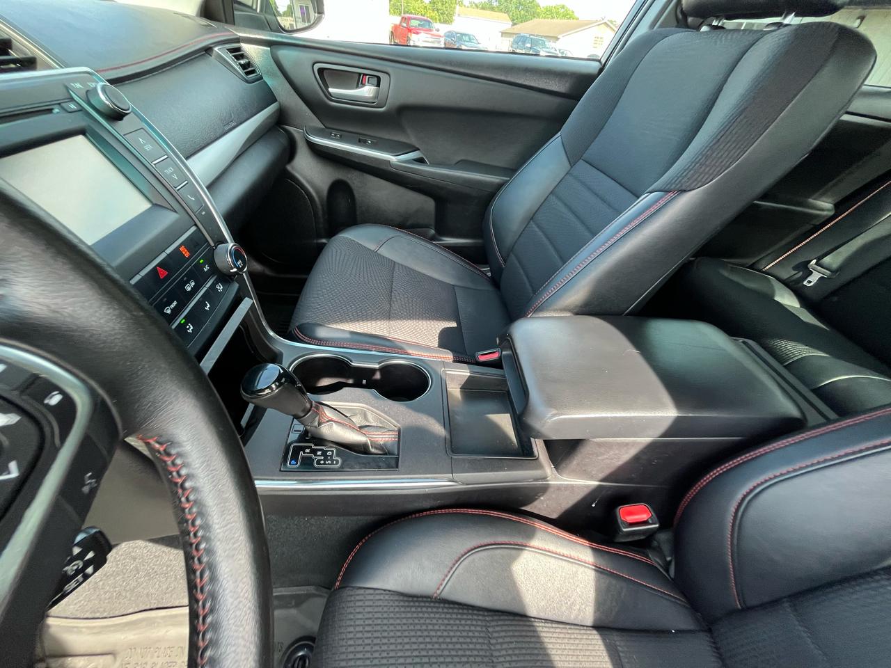 Toyota Camry XLE 2016