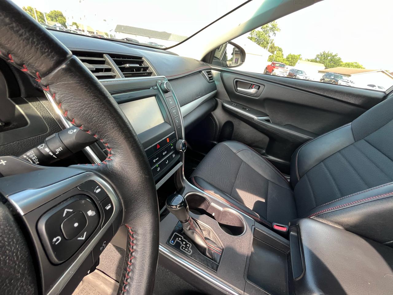 Toyota Camry XLE 2016