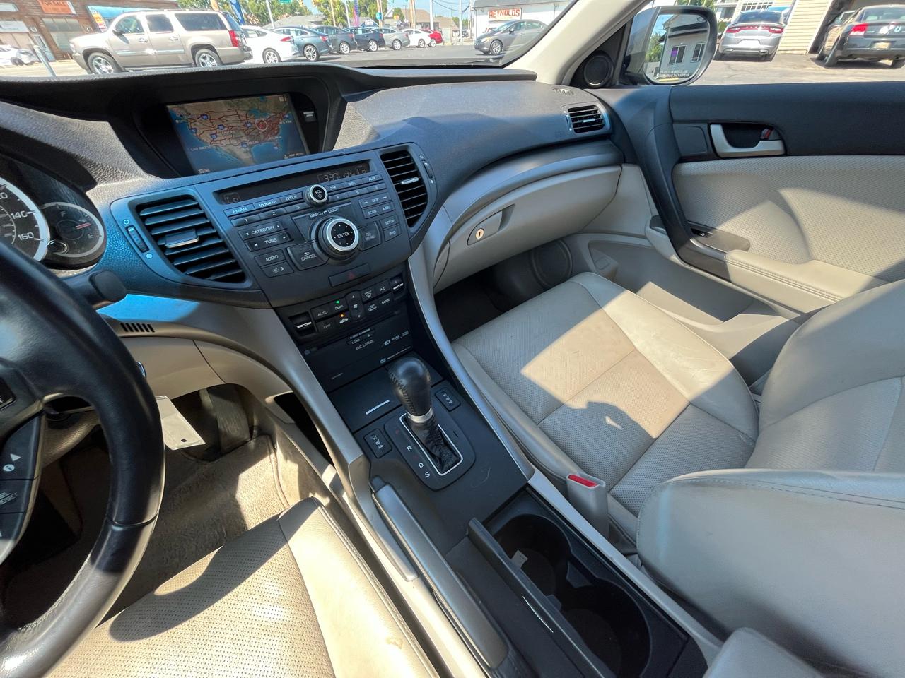 Acura TSX V6 5-Speed AT with Tech Package 2010