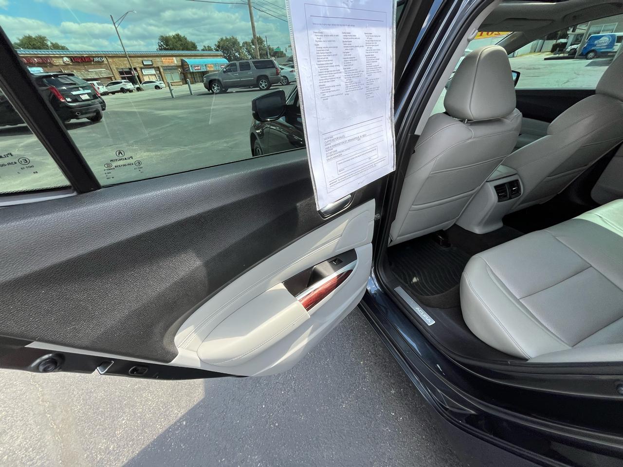 Acura TLX 9-Spd AT w/Technology Package 2015