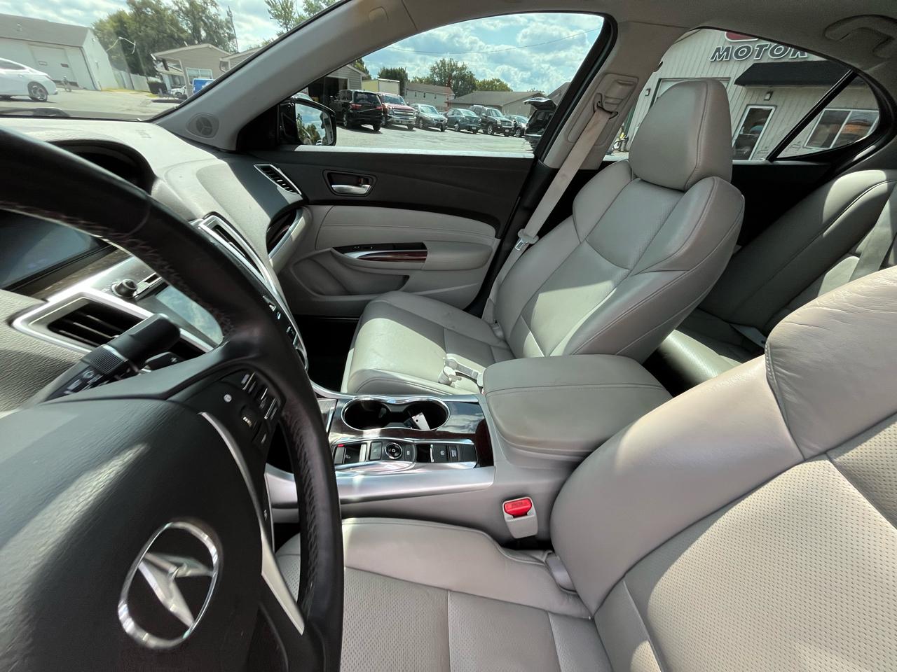 Acura TLX 9-Spd AT w/Technology Package 2015