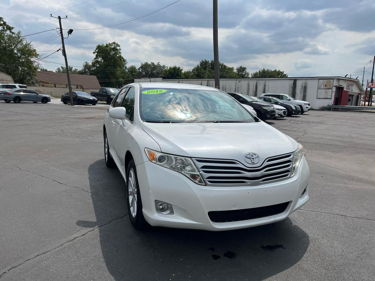 Toyota Venza LE I4 AWD 2012