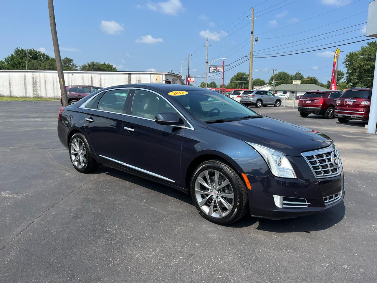 Cadillac XTS Luxury 2013