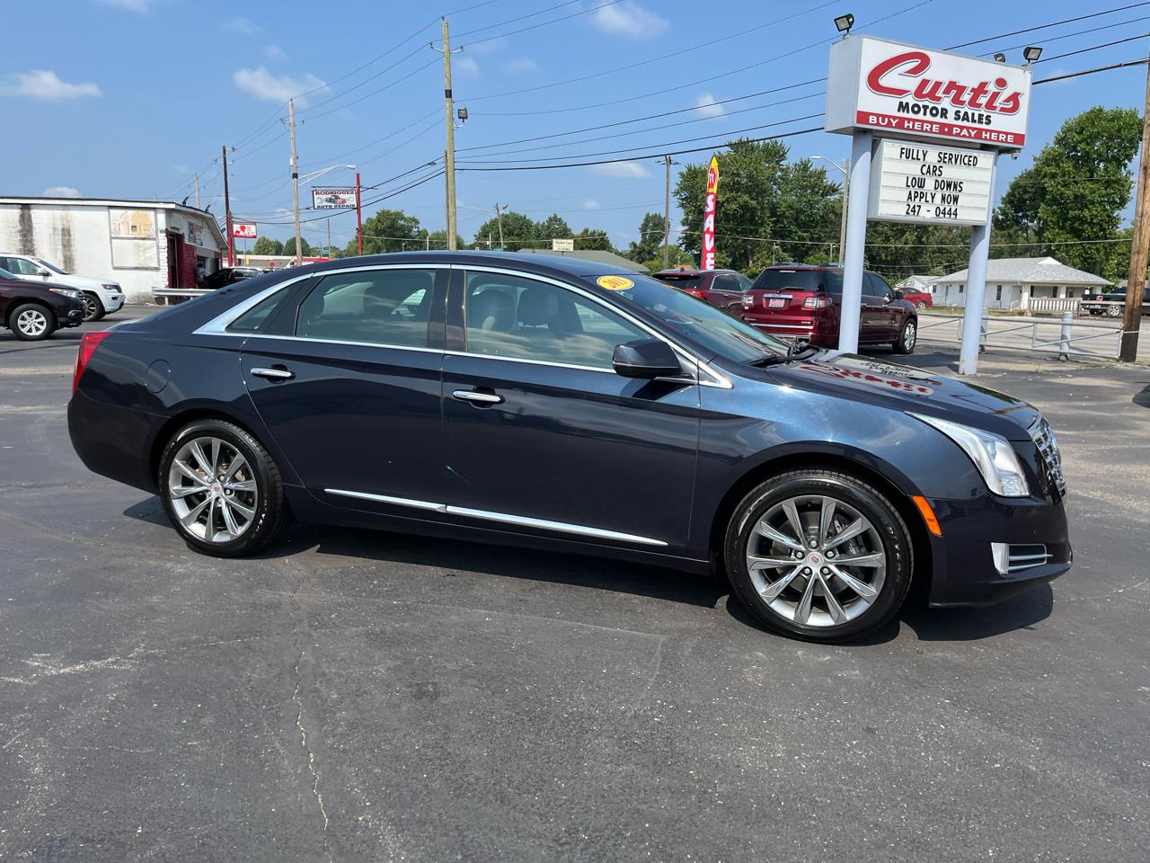 Cadillac XTS Luxury 2013