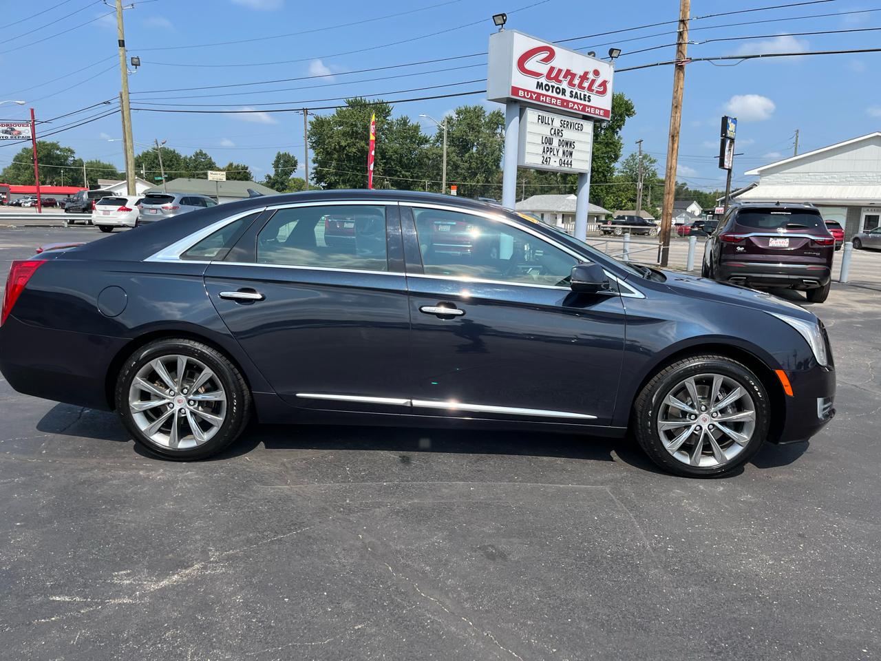 Cadillac XTS Luxury 2013