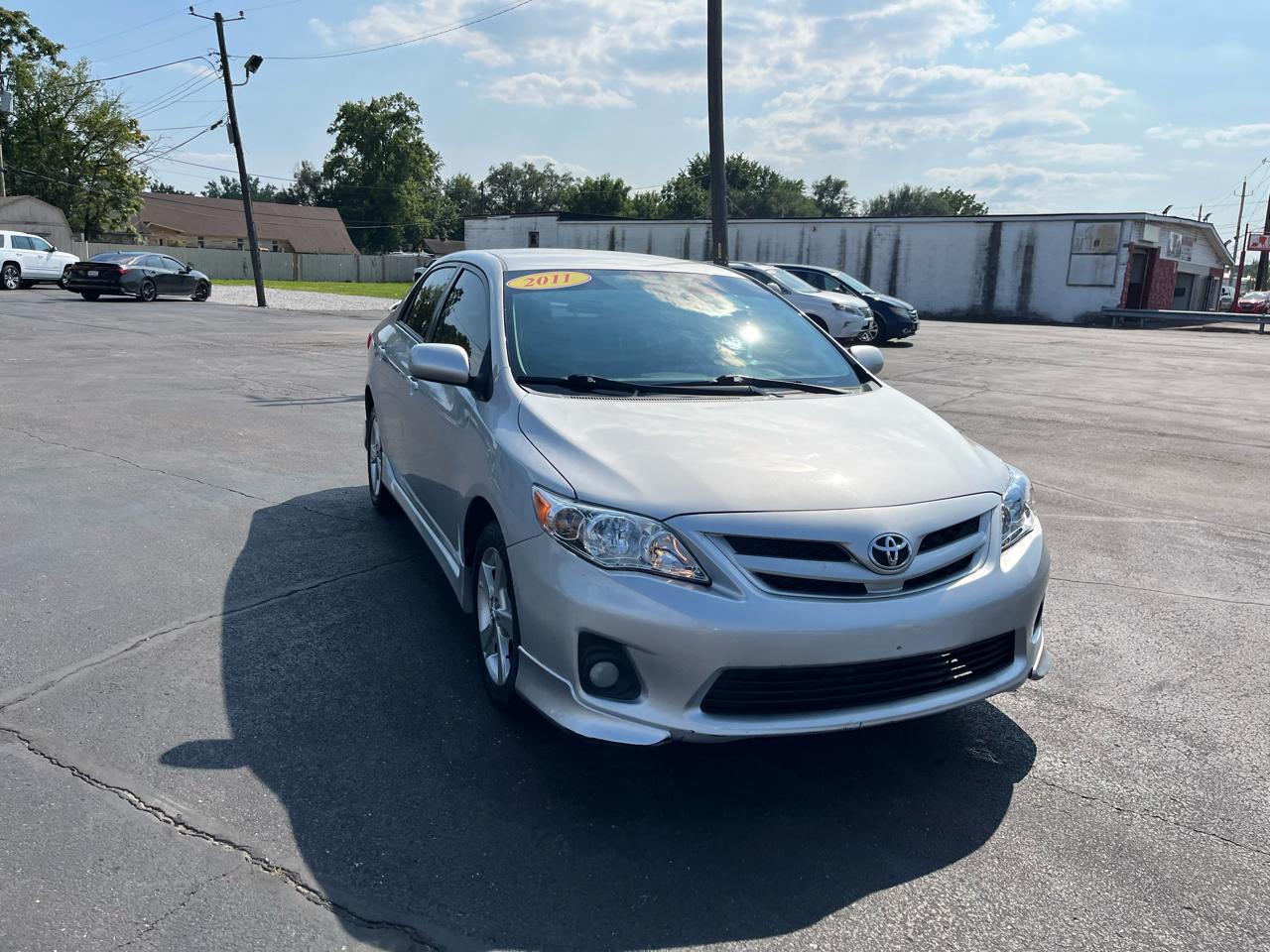 Toyota Corolla S 4-Speed AT 2011