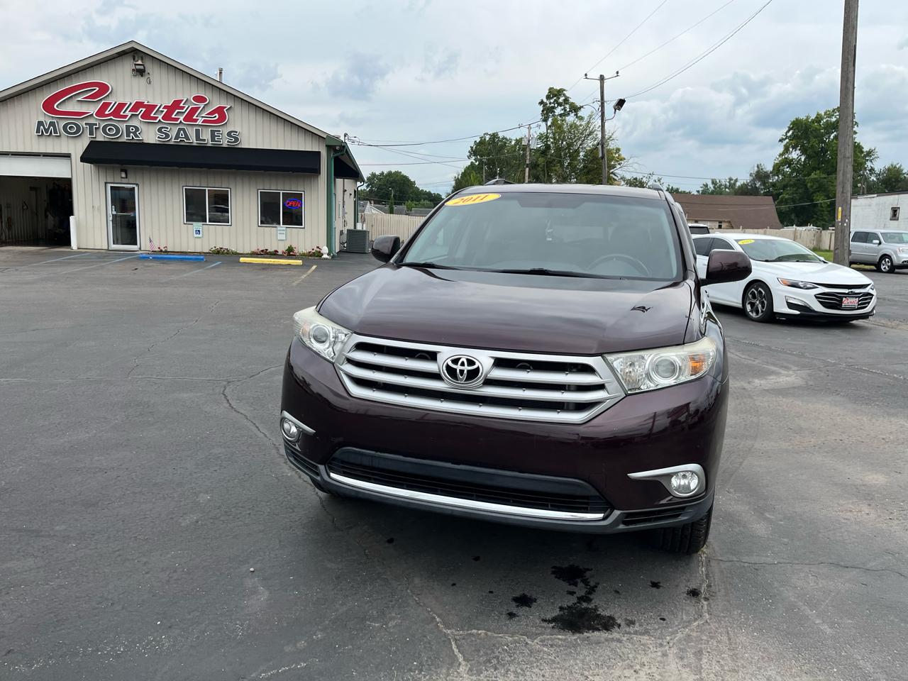 Toyota Highlander Base 4WD 2011