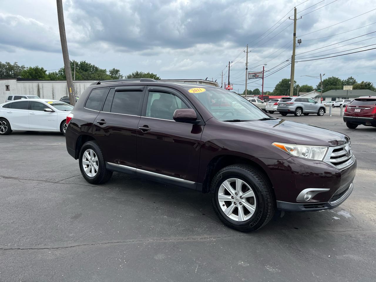 Toyota Highlander Base 4WD 2011