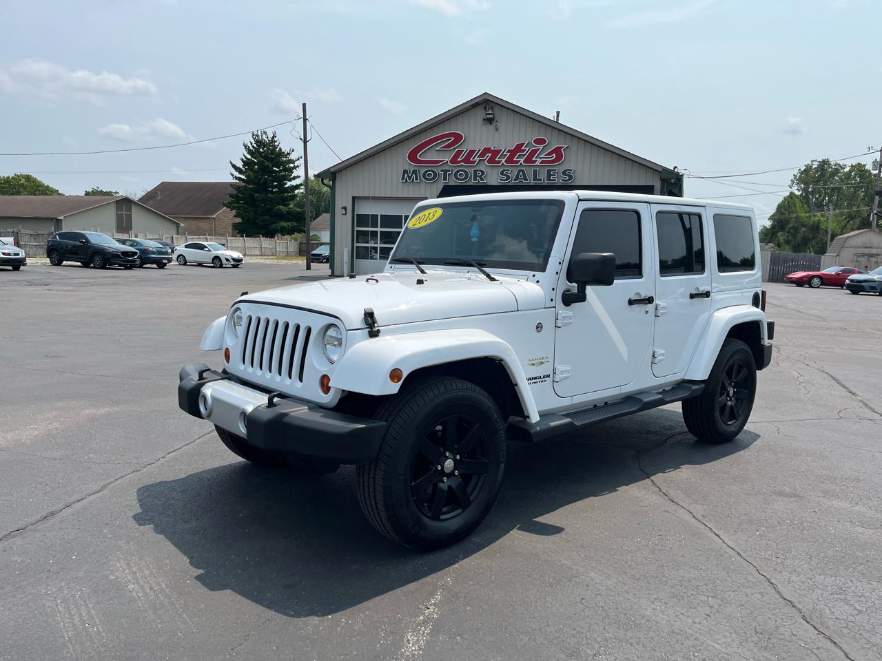 Jeep Wrangler Unlimited Sahara 4WD 2013