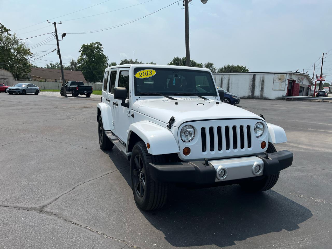 Jeep Wrangler Unlimited Sahara 4WD 2013