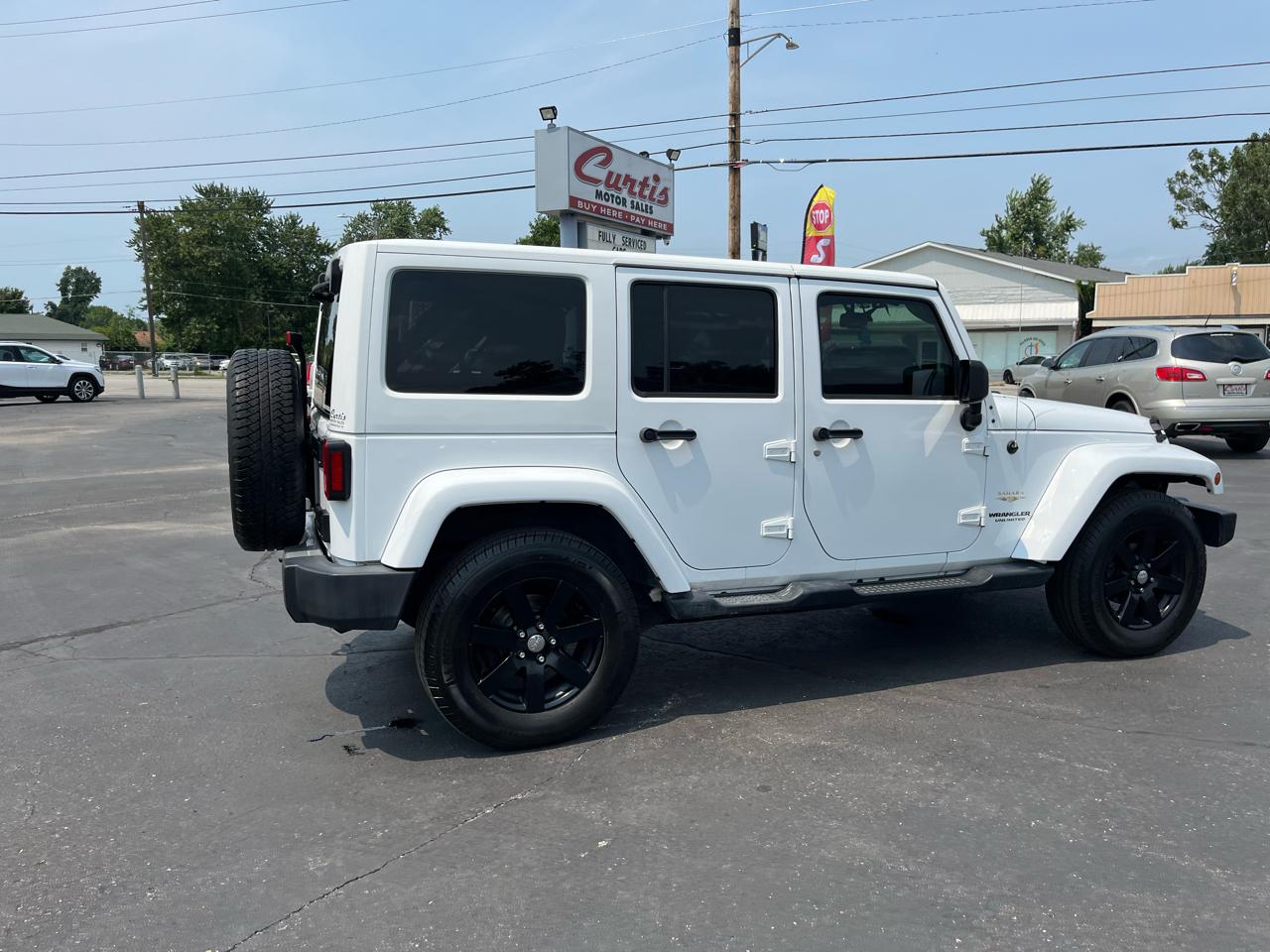 Jeep Wrangler Unlimited Sahara 4WD 2013