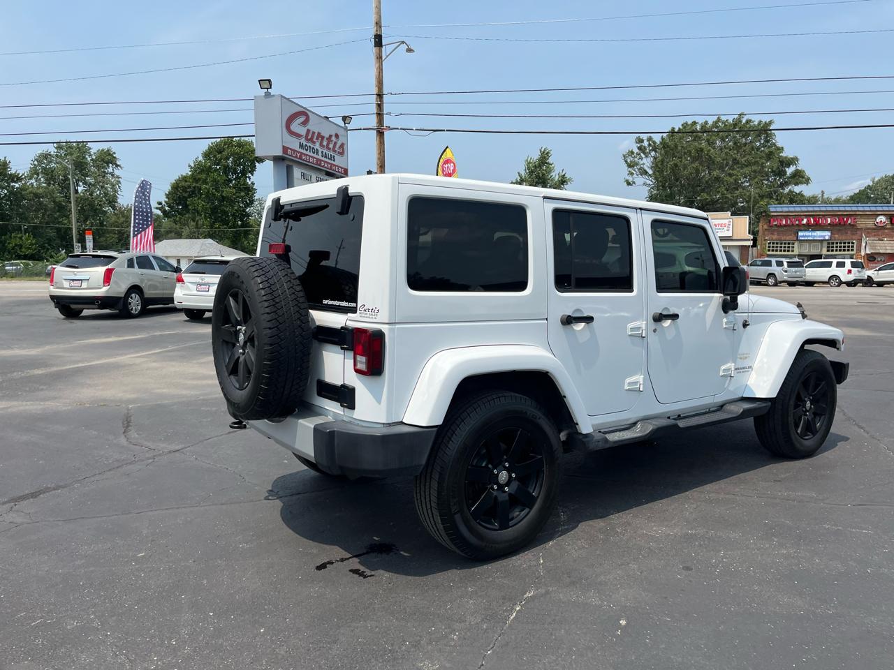Jeep Wrangler Unlimited Sahara 4WD 2013