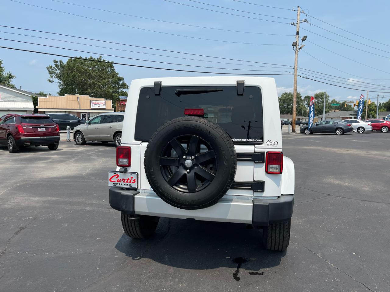 Jeep Wrangler Unlimited Sahara 4WD 2013