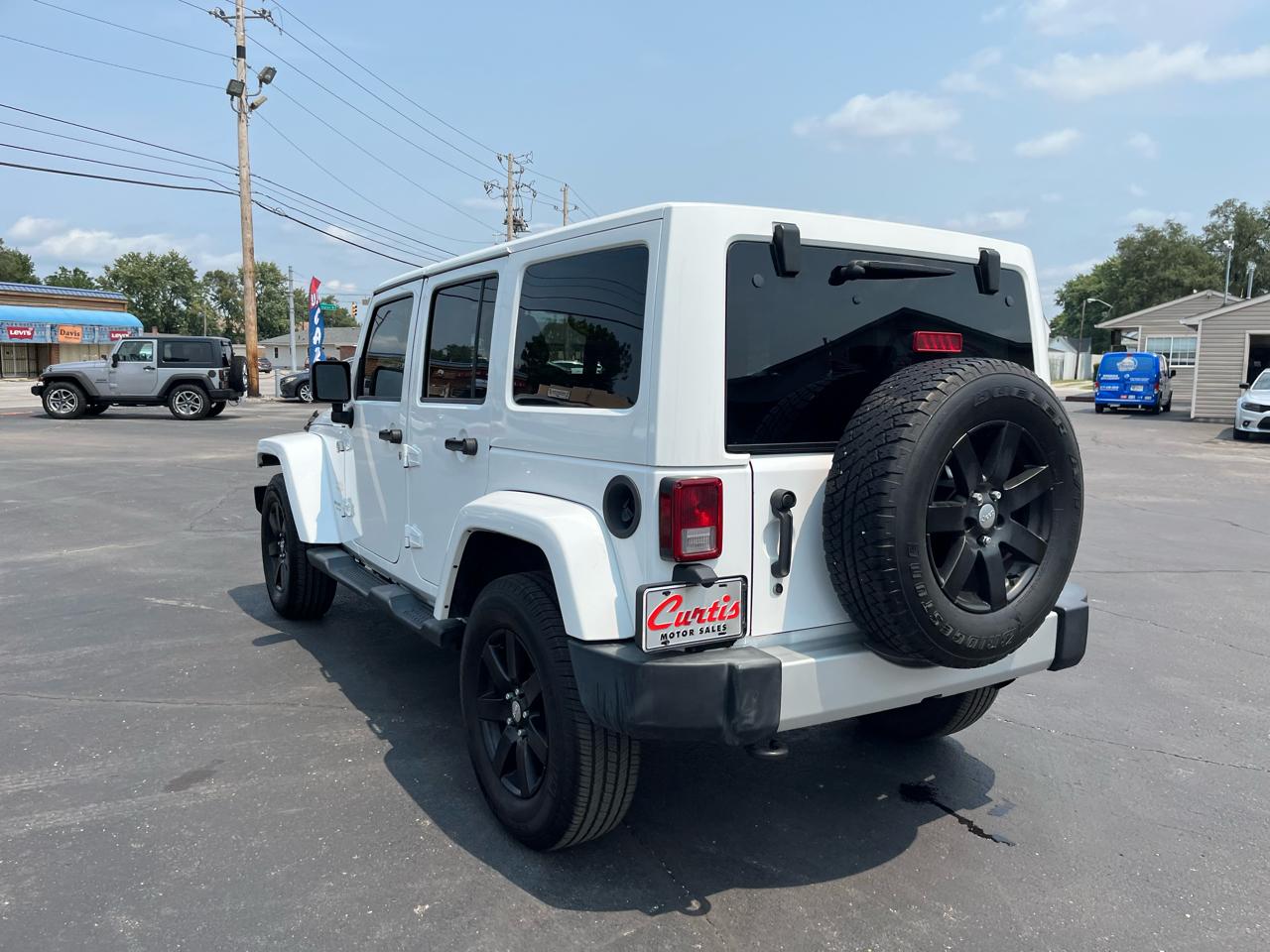 Jeep Wrangler Unlimited Sahara 4WD 2013