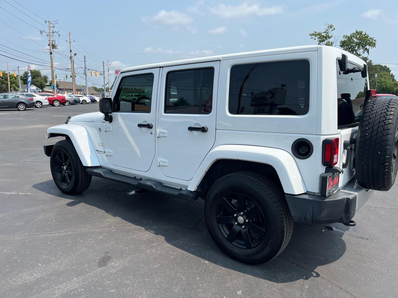 Jeep Wrangler Unlimited Sahara 4WD 2013