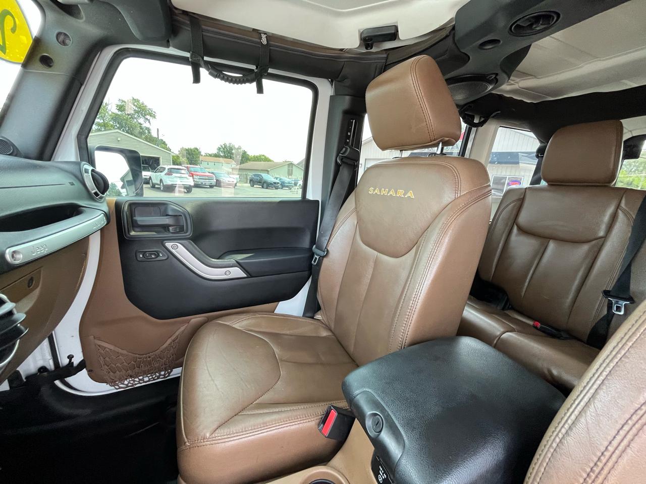 Jeep Wrangler Unlimited Sahara 4WD 2013