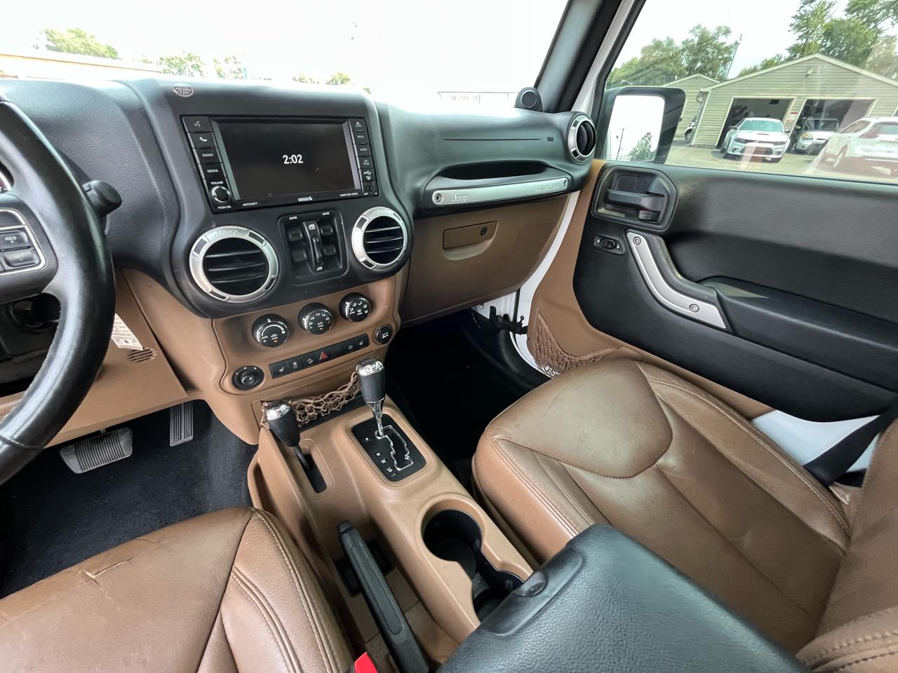 Jeep Wrangler Unlimited Sahara 4WD 2013