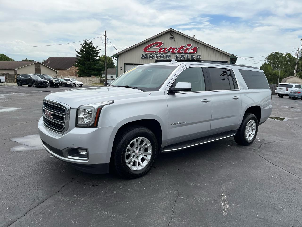 GMC Yukon XL SLE 4WD 2017