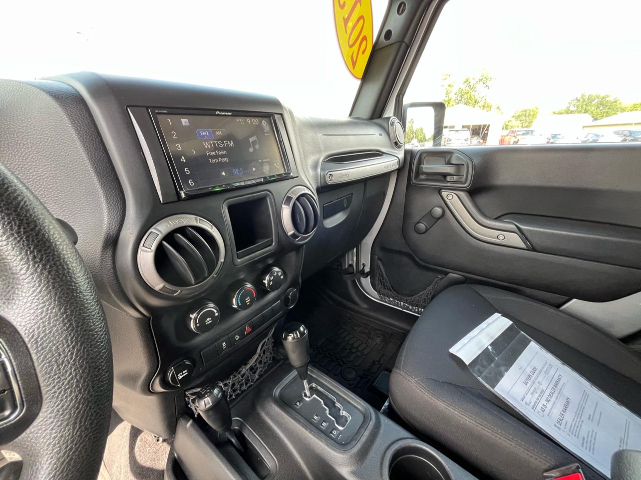 Jeep Wrangler Sport 4WD 2015
