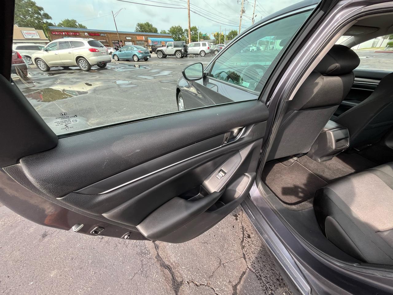 Honda Accord LX CVT 2019