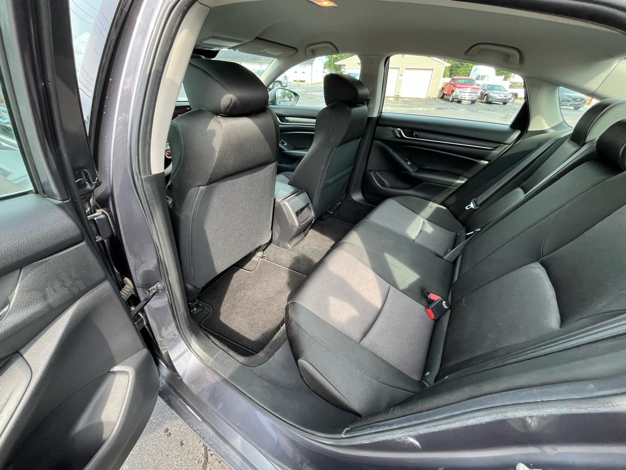 Honda Accord LX CVT 2019
