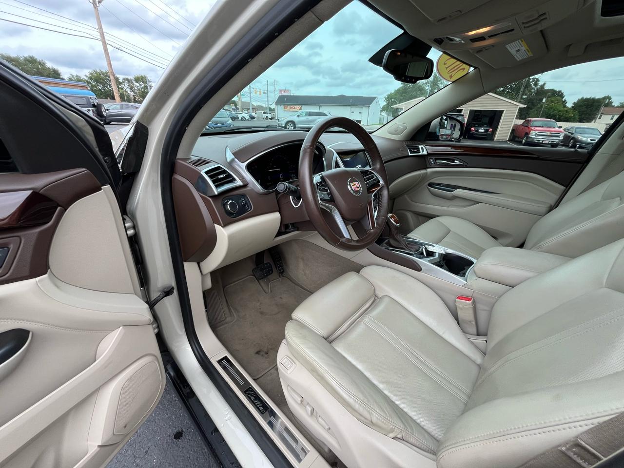 Cadillac SRX Luxury Collection FWD 2015