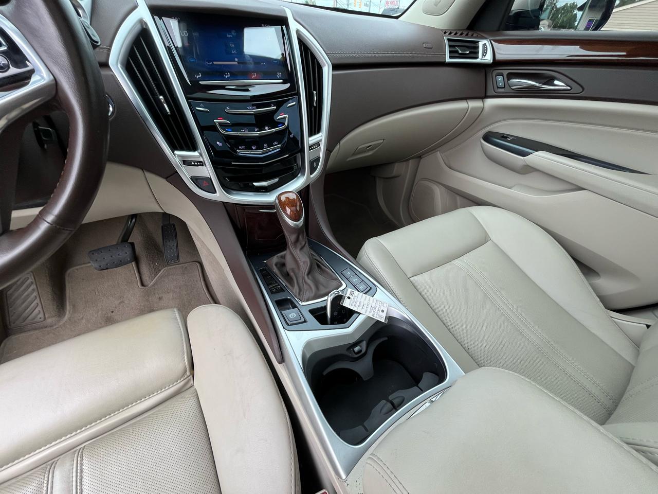 Cadillac SRX Luxury Collection FWD 2015